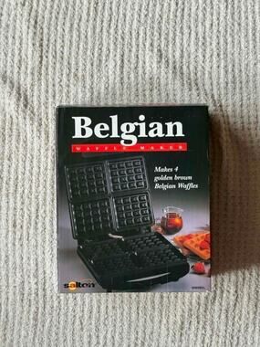 Salton Belgian Waffle Maker WM9BEL 4 Piece Nonstick w Box Manual Tested (1996)